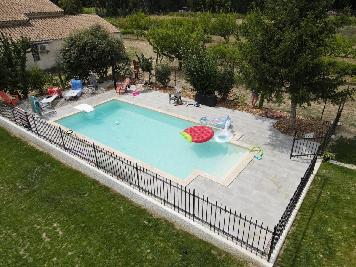Villa La Bonbonne En Provence Travaillan Exterior foto